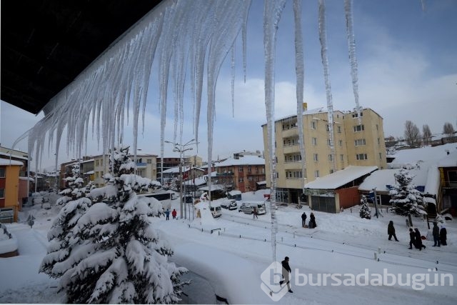 Doğu'nun kar çilesi sürüyor