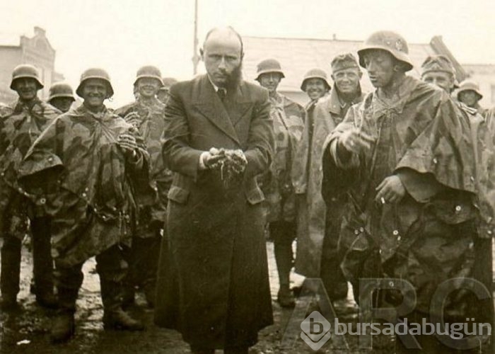 Tarihi fotoğraflara bir de böyle bakın