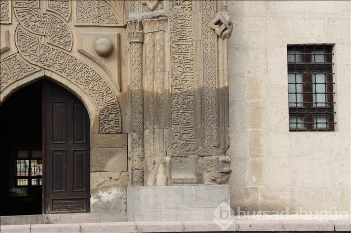 Selçuklu eserlerine "taş kanseri" tehdidi	