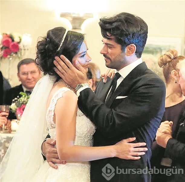 Burak Özçivit ile Neslihan Atagül'le harmandalı oynadı