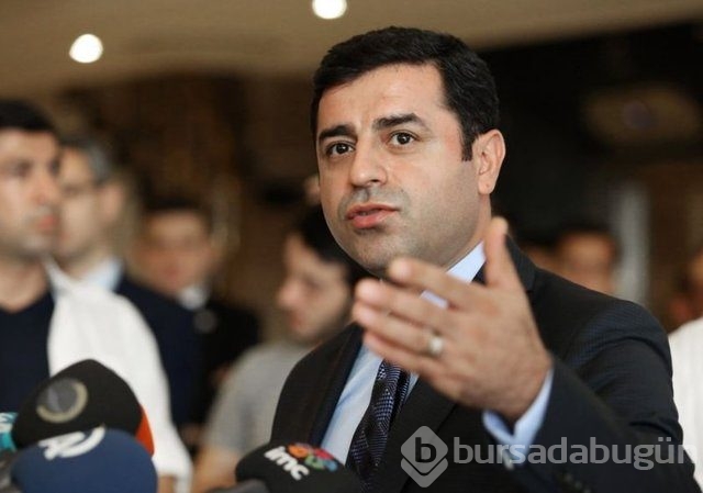 Liderlerin el hareketleri neyi anlatıyor
