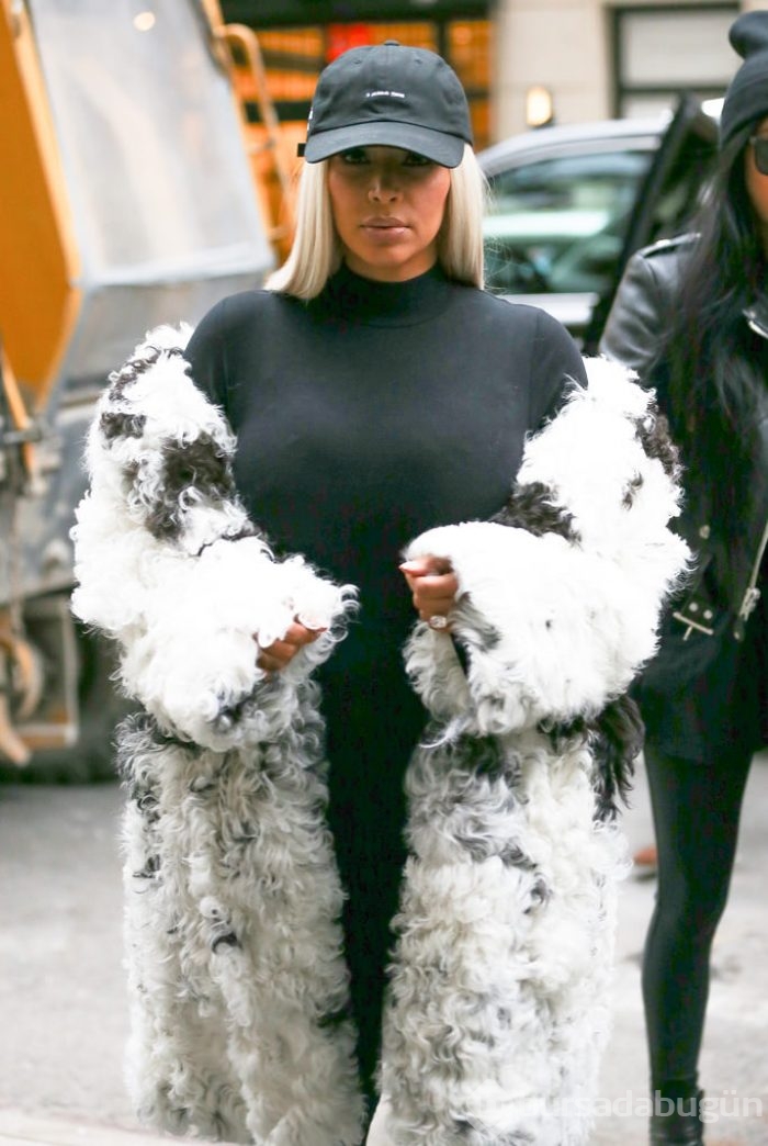 Kim Kardashian doğum kilolarını artık gizlemiyor	
