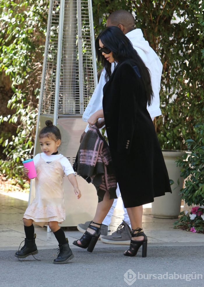 Kim Kardashian doğum kilolarını artık gizlemiyor	
