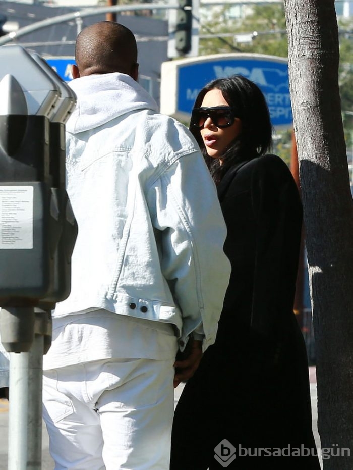 Kim Kardashian doğum kilolarını artık gizlemiyor	
