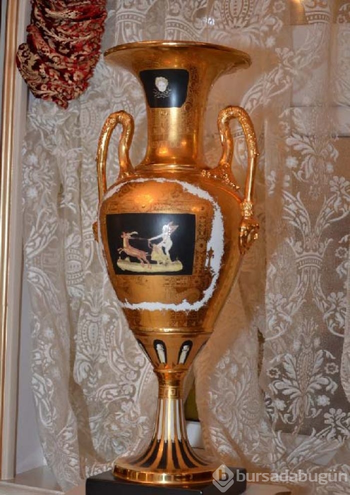 Başsavcının milyon dolarlık evi