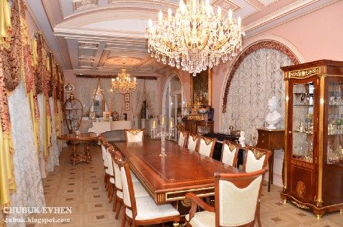 Başsavcının milyon dolarlık evi