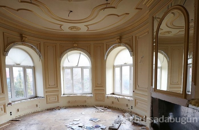 Başsavcının milyon dolarlık evi