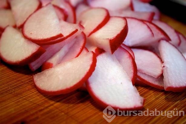 Turp nasıl tüketilmeli? Turp nelere iyi gelir?	
