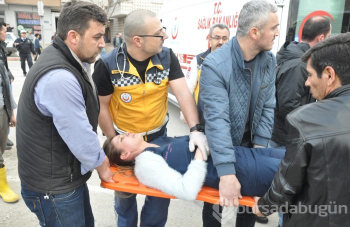 Bursa'da otobüsün çarptığı ambulans takla attı: 5 yaralı	