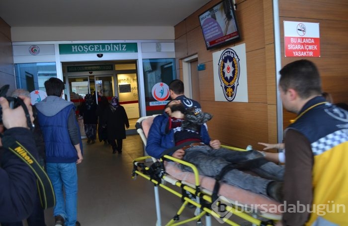 Bursa'da otobüsün çarptığı ambulans takla attı: 5 yaralı	