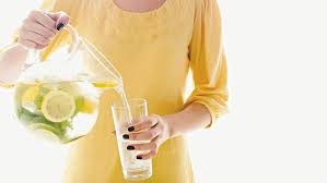 Güne limonlu su içerek başlamanın 7 yararı