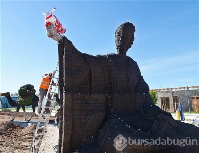 Dünyanın en büyük canlı bitki sergisi Antalya'da