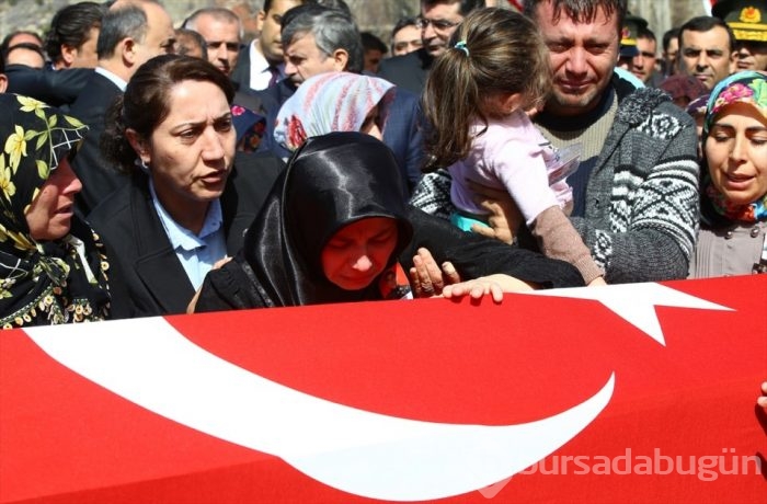 Şehitlerimizi uğurluyoruz