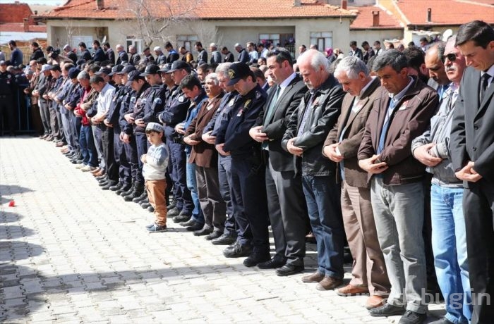 Şehitlerimizi uğurluyoruz