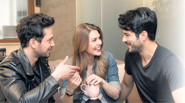 Aslı Enver'den şok karar