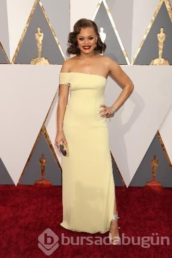 Oscar'ın en kötü kırmızı halı kıyafetleri