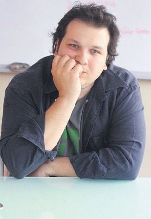 Ünlülerin boyları kaç?