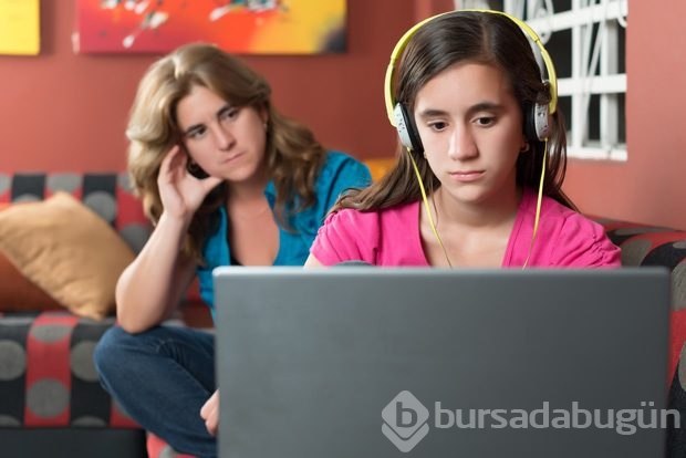 Sanal alemi gerçek dünyaya tercih ediyorlar.