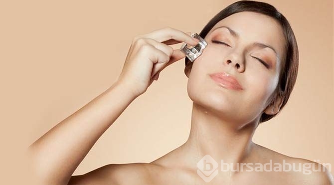 Cildinizi güzelleştirecek 7 buz küpü