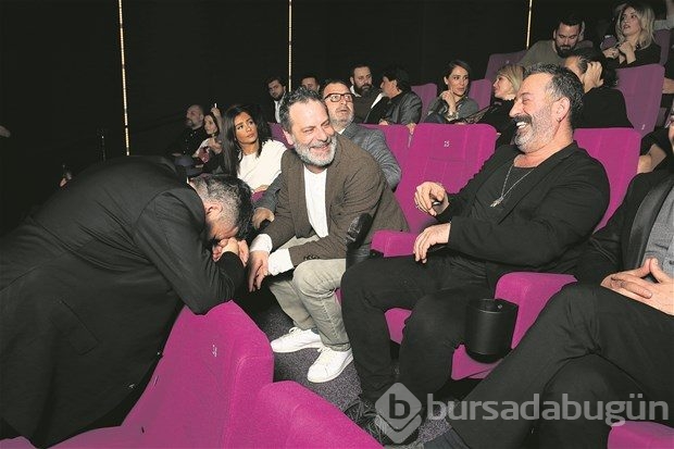 Cem Yılmaz'ın gizemli ikizleri!
