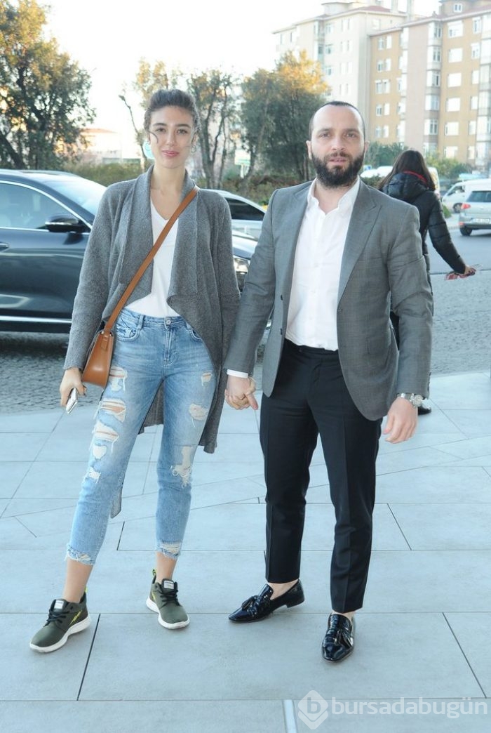 Ünlü popçu evini gece kulübüne çevirdi	