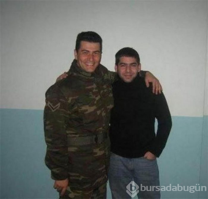 Ünlü isimlerin askerlik fotoğrafları