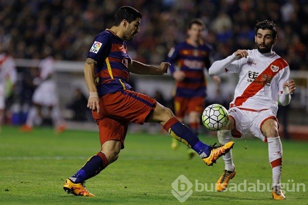 Arda Turan Barcelona'daki ilk golünü attı