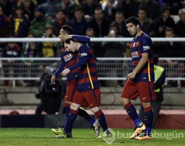 Arda Turan Barcelona'daki ilk golünü attı