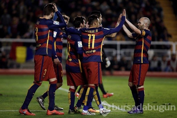 Arda Turan Barcelona'daki ilk golünü attı