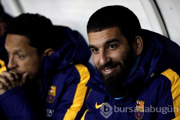 Arda Turan Barcelona'daki ilk golünü attı