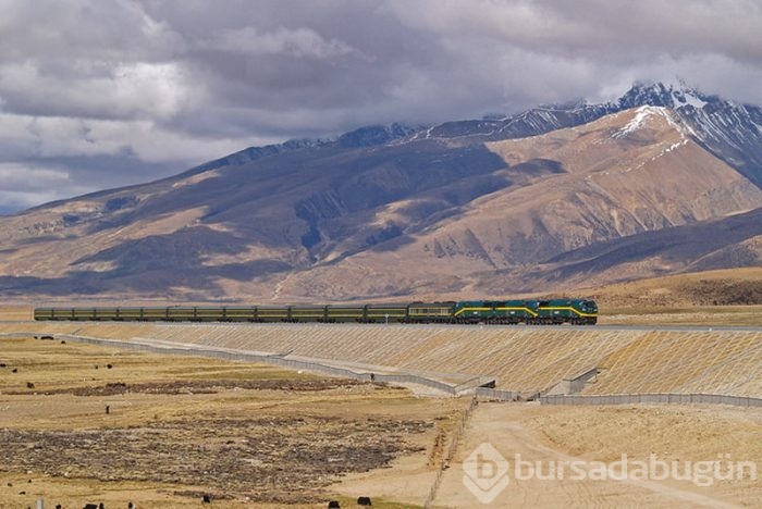Dünyanın zirvesine giden tren