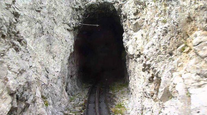 Dünyanın zirvesine giden tren