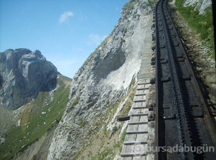 Dünyanın zirvesine giden tren