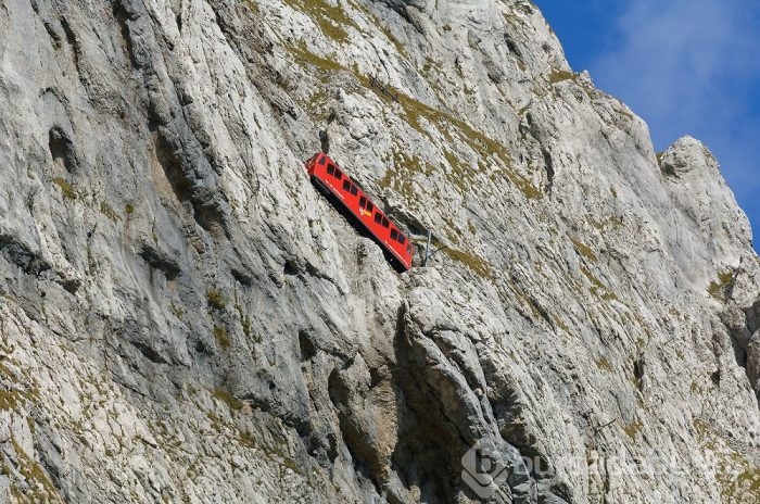 Dünyanın zirvesine giden tren