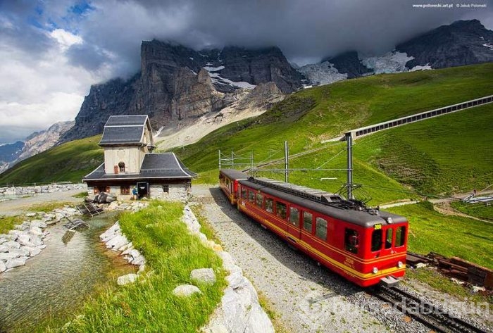 Dünyanın zirvesine giden tren