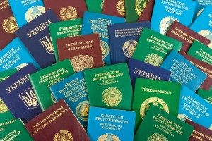Dünyadaki tüm pasaportlar neden sadece 4 renk?