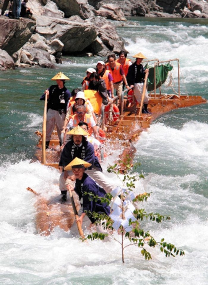 'Harakiri' değil rafting!