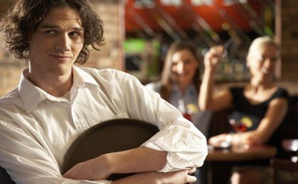 Dışarıda yemek yerken başınıza gelebilecek 10 şey