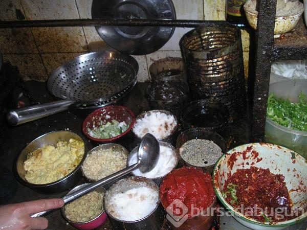 Dışarıda yemek yerken başınıza gelebilecek 10 şey