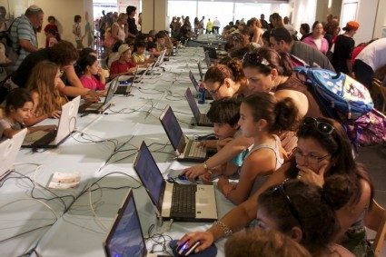 En büyük mezarlık Facebook olacak