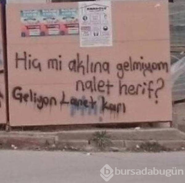 Sadece yalnızların anlayacağı 32 yürek yakan duvar yazısı