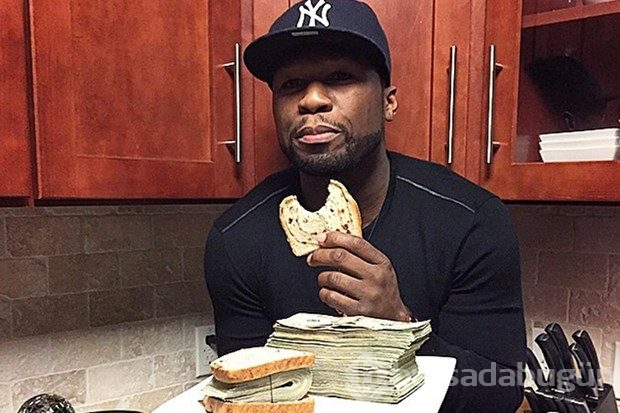 50 Cent'in bu pozları başına iş açtı