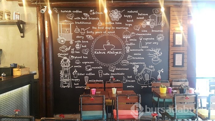 Menüye daha bakmadan yüklü bir hesap ödeyeceğinizin 13 işareti