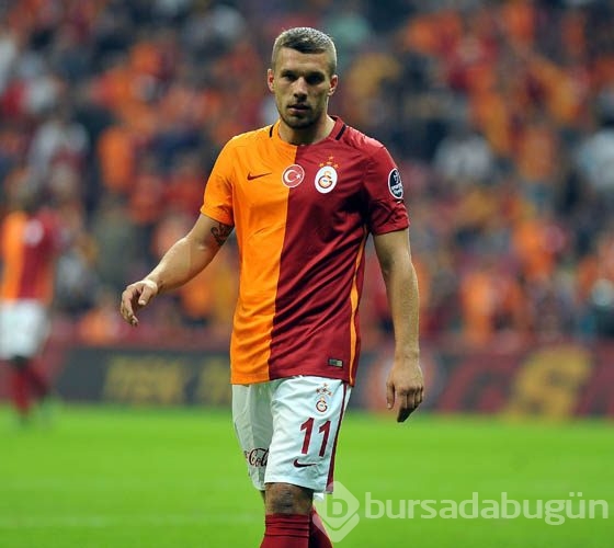 Podolski için ülkesinden şok iddia!