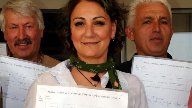 Özlem Tekin artık resmen muhtar azası