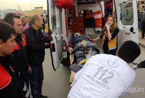 Sakarya'da trafik kazası: 2 ölü, 1 yaralı
