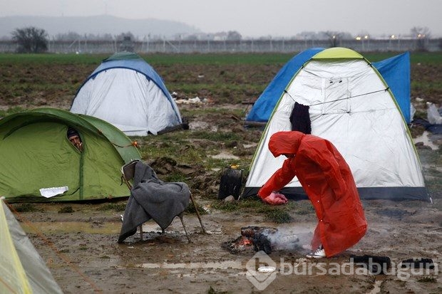 Sığınmacıların bekleyişleri devam ediyor