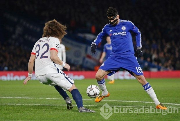 Chelsea taraftarından İbrahimoviç'e çirkin tezahürat