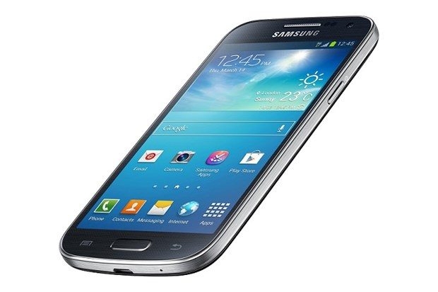 Samsung 'ucuz' akıllı telefon modelini tanıttı