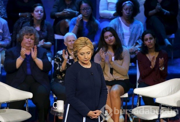 Clinton ve Sanders, Trump'ı hedef aldı